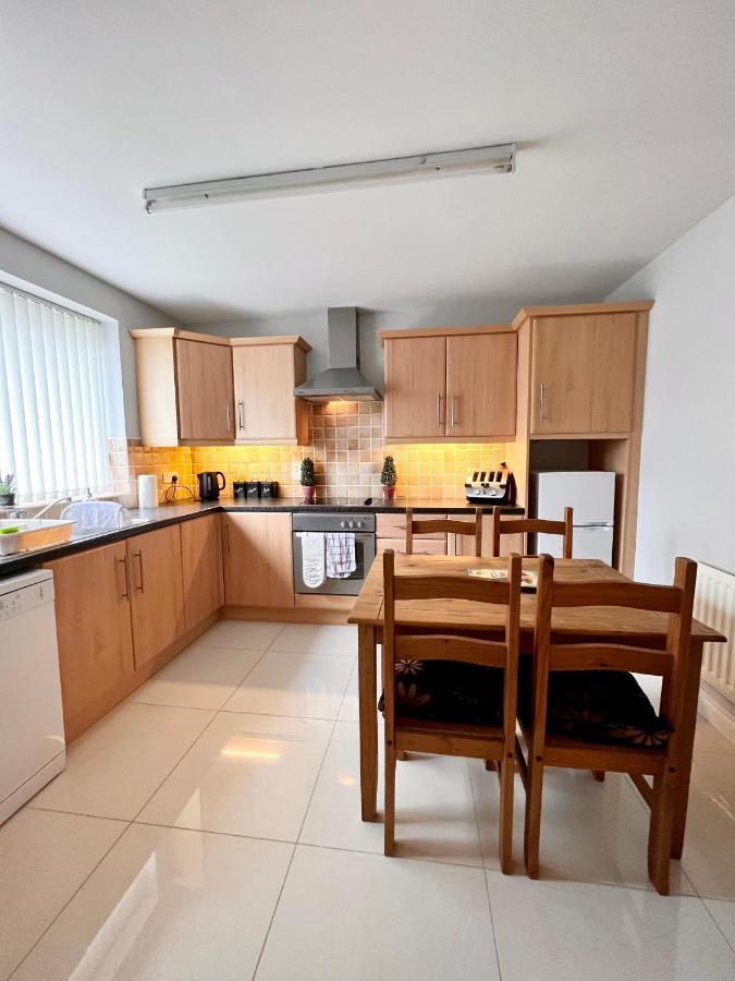 Number 14 Self Catering, Portrush, Northern Ireland מראה חיצוני תמונה